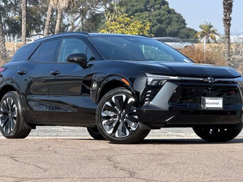 New 2025 Chevrolet Blazer EV RS image 2