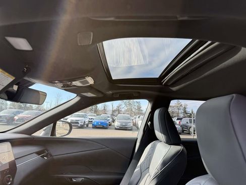 Used 2023 Lexus RX 350 Premium image 20