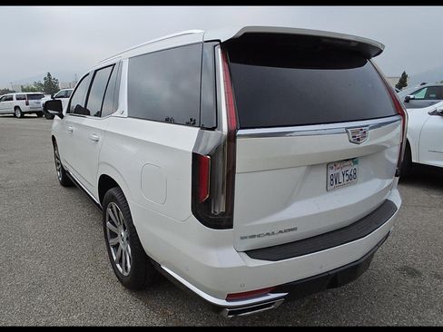 Used 2021 Cadillac Escalade Premium Luxury Platinum RWD image 10