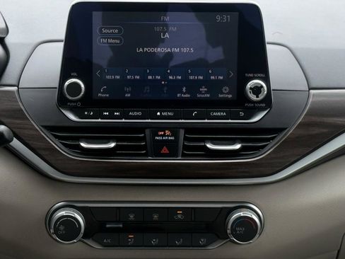 Used 2023 Nissan Altima 2.5 SV image 19