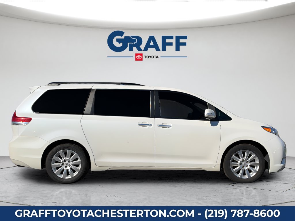 Used 2013 Toyota Sienna Limited w/ Premium Pkg AWD/4WD image 3