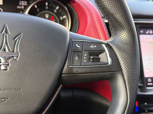 Used 2022 Maserati Levante GT image 25