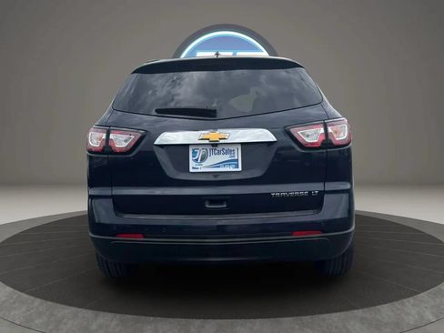 Used 2016 Chevrolet Traverse LT FWD image 12