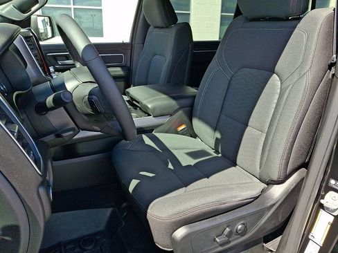 Used 2025 RAM 1500 Big Horn AWD/4WD image 15