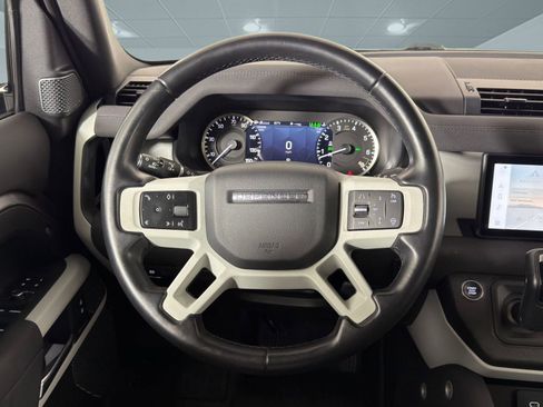 Used 2023 Land Rover Defender 110 X-Dynamic SE image 15