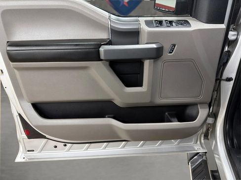 Used 2018 Ford F150 XLT w/ Equipment Group 302A Luxury image 37