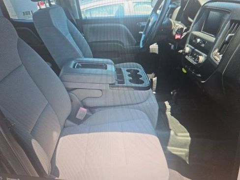 Used 2017 Chevrolet Silverado 1500 W/T AWD/4WD image 8