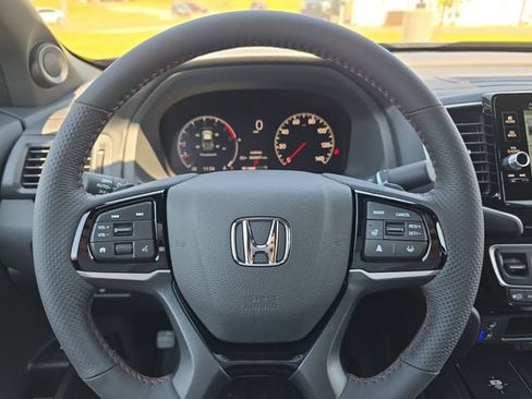 New 2026 Honda Ridgeline Black Edition image 10