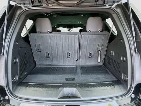 Used 2024 GMC Yukon SLE w/ Max Trailering Package image 17