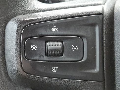 Used 2021 Chevrolet Silverado 1500 Custom image 9