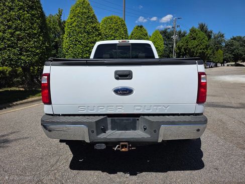 Used 2009 Ford F350 Lariat image 5