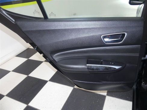 Used 2018 Acura TLX FWD image 26
