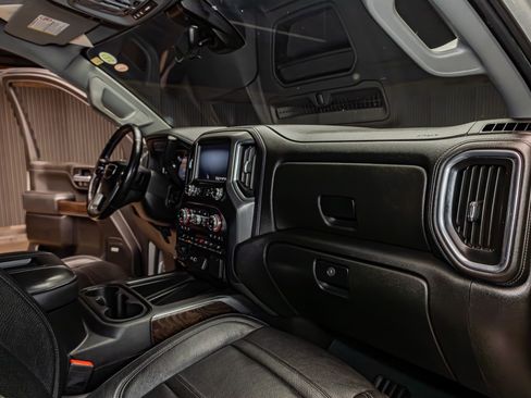 Used 2022 GMC Sierra 3500 Denali w/ Denali Ultimate Package image 20