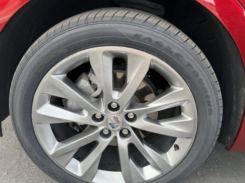 Used 2023 Buick Envision Avenir FWD image 31