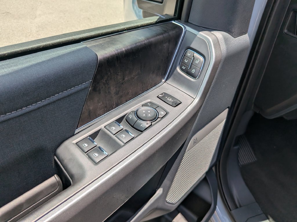 New 2026 Ford F250 Lariat w/ Black Appearance Package AWD/4WD image 19