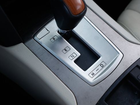 Used 2013 Subaru Outback 2.5i Limited w/ Moonroof Pkg image 39