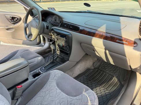 Used 2002 Chevrolet Malibu LS image 18