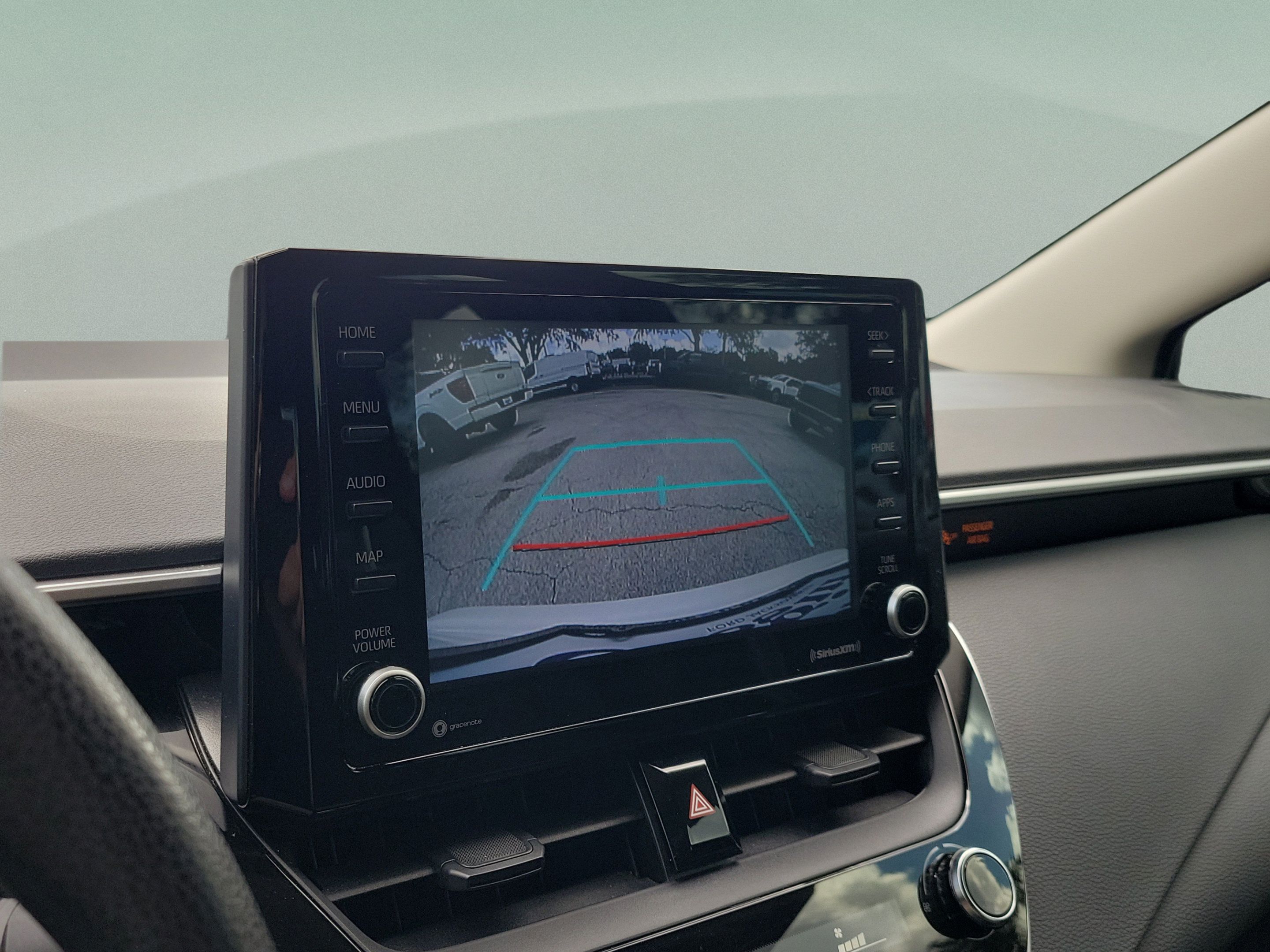 Used 2022 Toyota Corolla LE FWD image 28