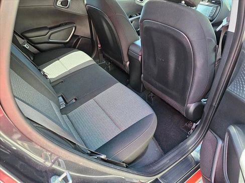 Used 2020 Kia Soul GT-Line FWD image 18