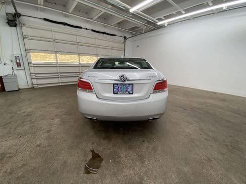 Used 2012 Buick LaCrosse Premium image 5