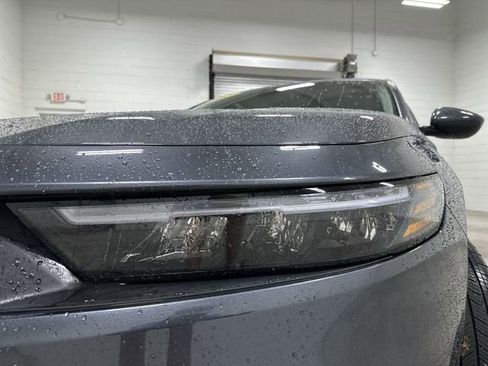 Used 2023 Honda Accord EX image 11