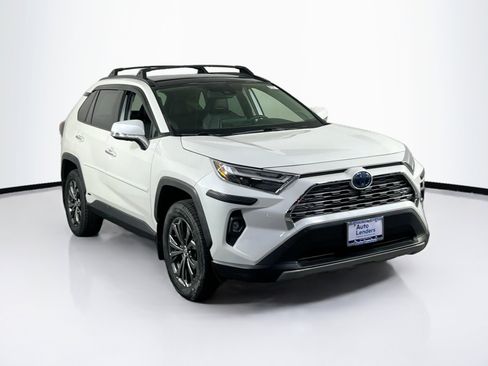 Used 2022 Toyota RAV4 Limited AWD/4WD image 3