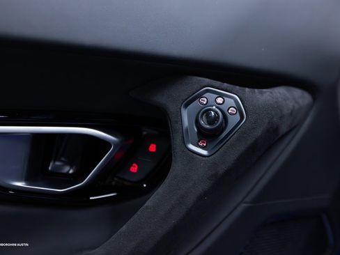 Used 2023 Lamborghini Huracan Tecnica image 23