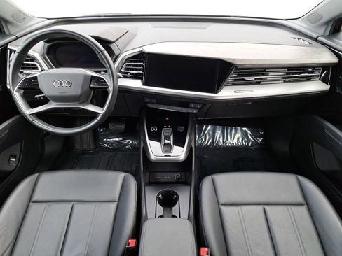 Certified 2023 Audi Q4 e-tron Premium w/ Premium Plus RWD image 9