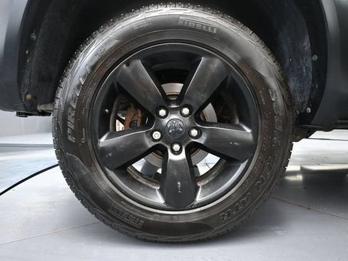 Used 2020 RAM 1500 Warlock AWD/4WD image 17
