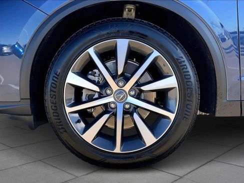 Certified 2026 Acura MDX FWD w/ Technology Package image 10