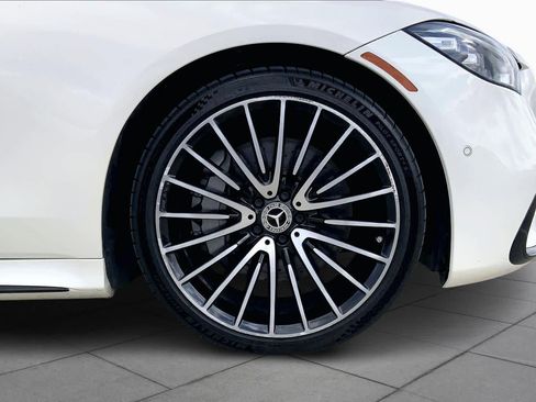 Used 2022 Mercedes-Benz S 500 S 500 image 11