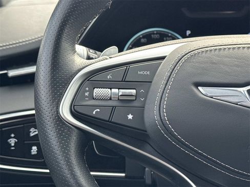 Used 2025 Genesis GV70 2.5T Sport Prestige w/ Sport Prestige Package image 9