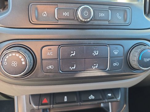 Used 2018 Chevrolet Colorado W/T w/ WT Convenience Package image 21