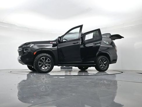 Used 2021 Chevrolet Tahoe Z71 w/ Luxury Package image 50