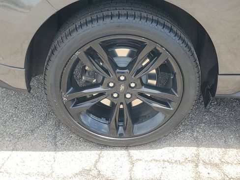 Used 2020 Ford Edge ST w/ Equipment Group 401A AWD/4WD image 8