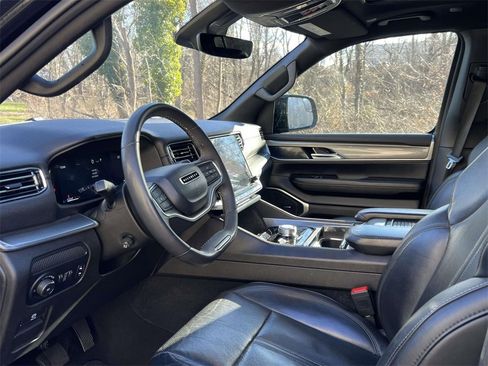 Used 2022 Jeep Wagoneer Series II image 27