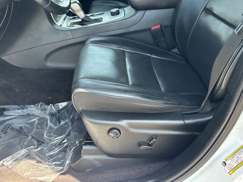 Used 2018 Jeep Grand Cherokee High Altitude AWD/4WD image 20