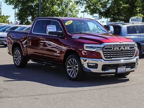 Used 2025 RAM 1500 Limited w/ Trailer Tow Group AWD/4WD image 6