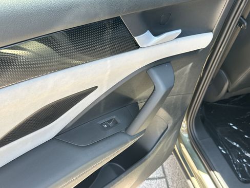 New 2026 Volkswagen Tiguan SE R-Line FWD image 12