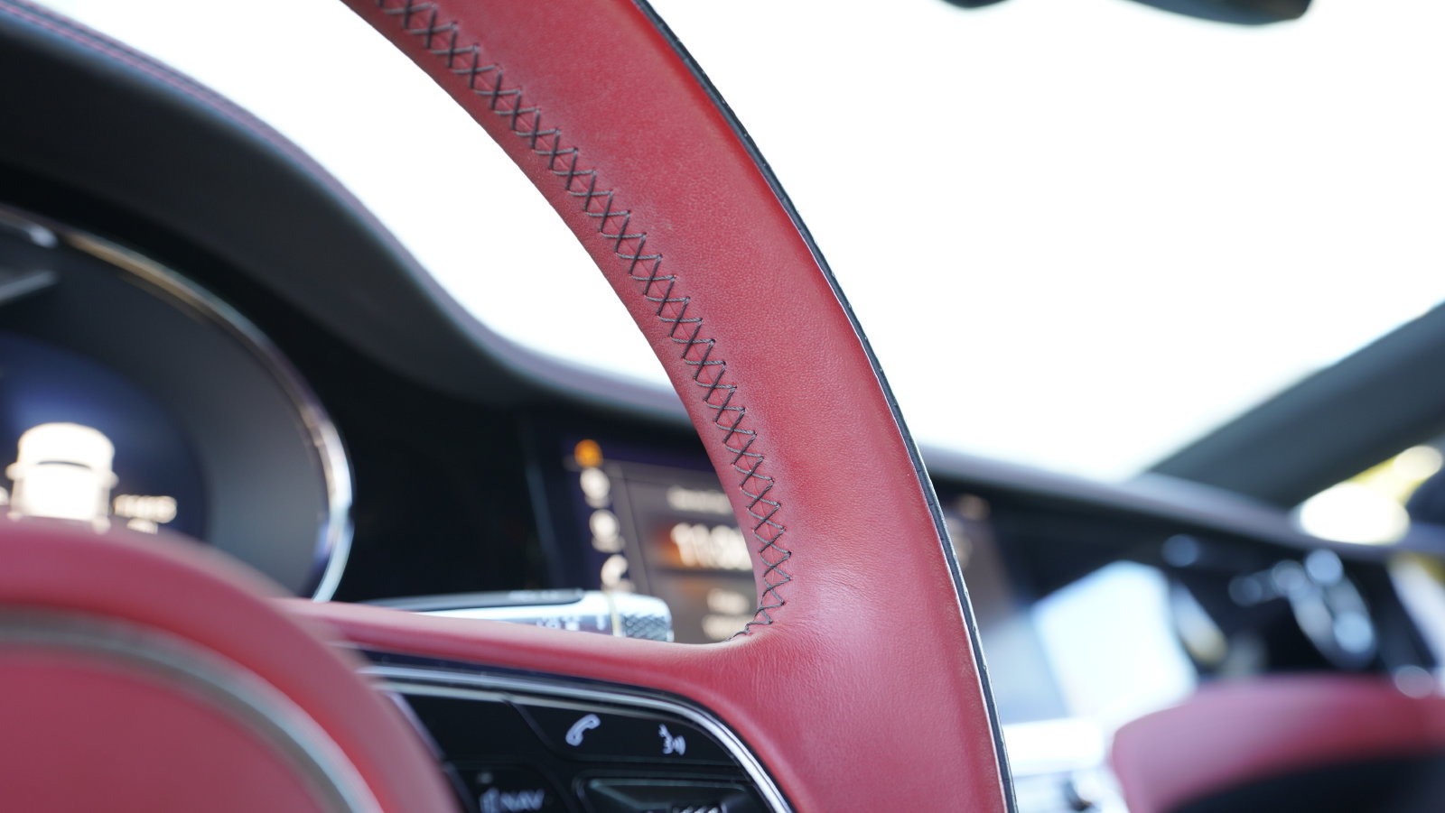 Certified 2024 Bentley Continental GT AWD/4WD image 29
