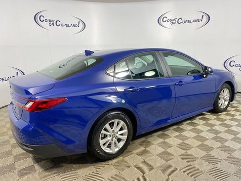 Used 2025 Toyota Camry LE FWD image 7