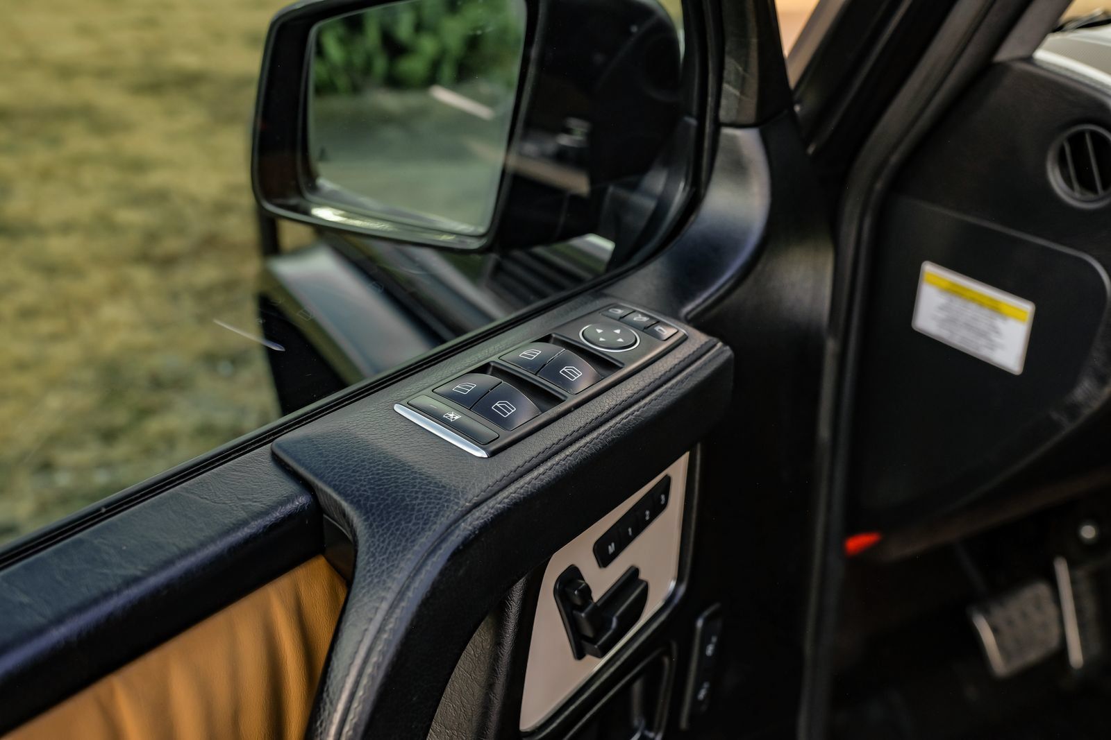 Used 2013 Mercedes-Benz G 63 AMG 4MATIC image 47