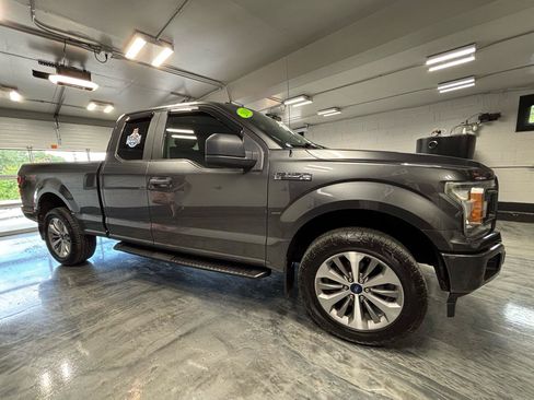 Used 2018 Ford F150 XL w/ Equipment Group 101A Mid AWD/4WD image 2