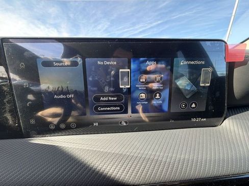 New 2026 Nissan Kicks SR image 16