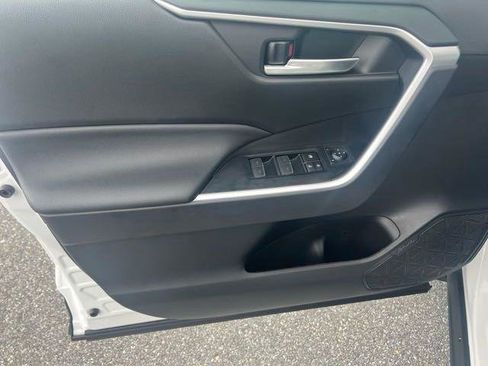 Certified 2024 Toyota RAV4 AWD Hybrid image 10