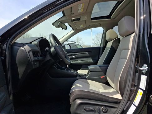 Certified 2025 Honda CR-V EX image 14