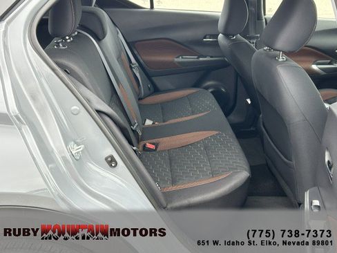 Used 2023 Nissan Kicks SR w/ Interior Electronics Package FWD image 23