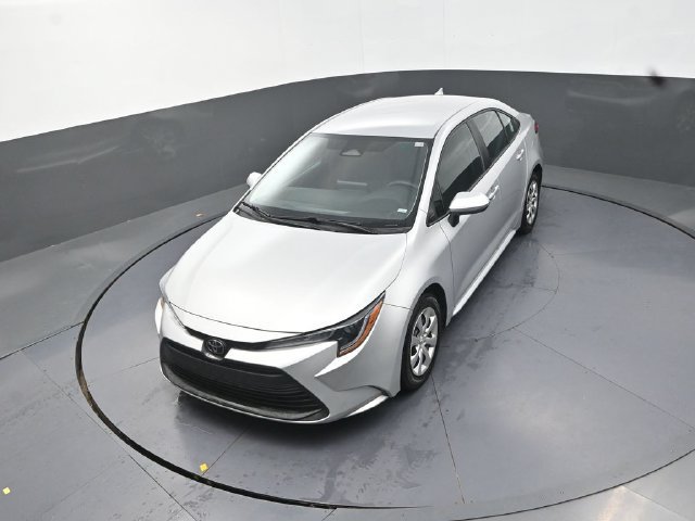Used 2024 Toyota Corolla LE FWD image 25