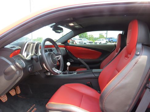 Used 2011 Chevrolet Camaro SS w/ RS Package RWD image 21