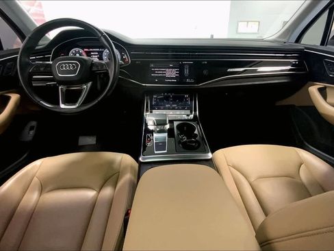 Used 2022 Audi Q7 Premium Plus image 8